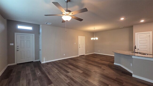 Photo - 9729 Grosbeak Ln