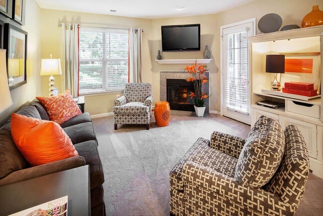 Southern Village Apartments - Southern Village Apartments