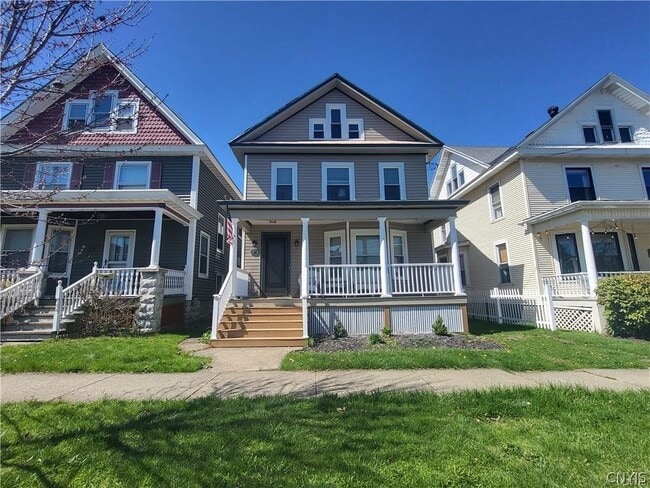 Building Photo - 37 Niagara St