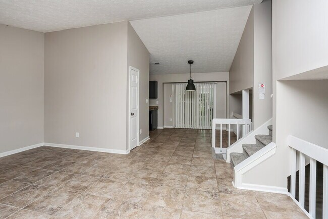 Photo - 5201 Scarbrough Ln