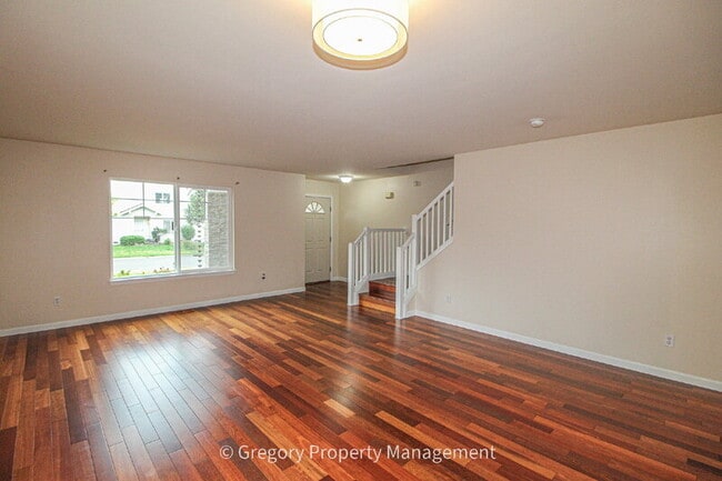 Photo - 4825 138th St SE