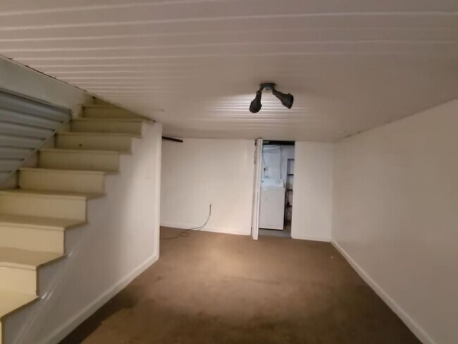 48 S 11th St Unit 1