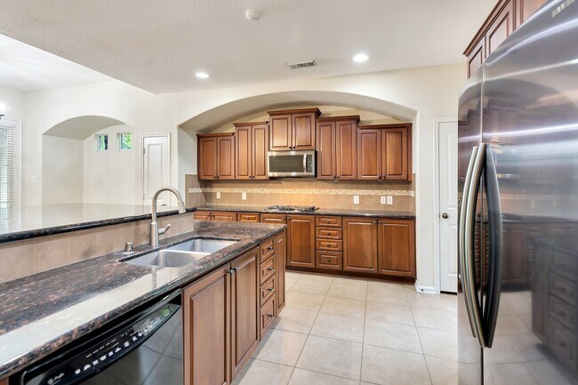 Photo - 31 Middle Gate Pl