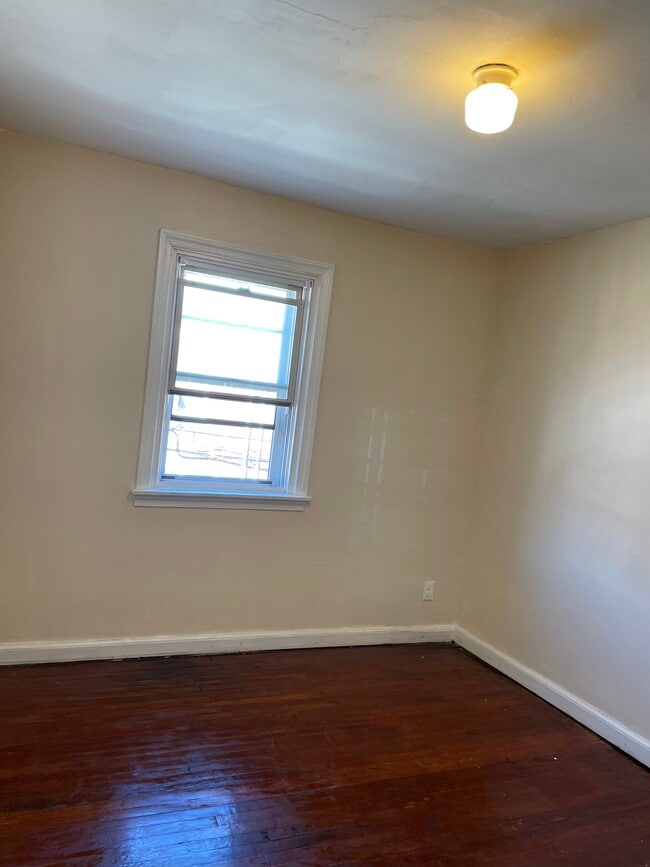 Photo - 7269 Glenthorne Rd