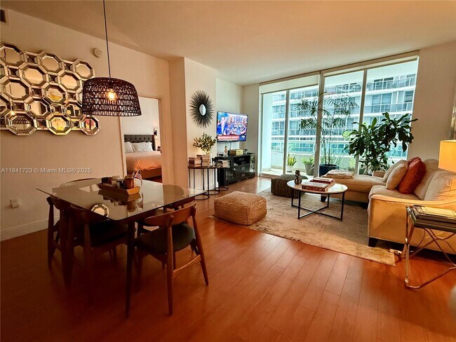 Photo - 1800 N Bayshore Dr Unit 514