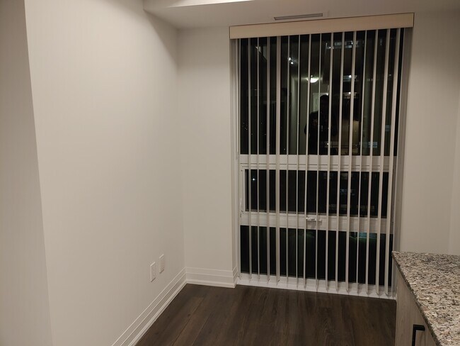 Photo - 20 Meadowglen Pl Unit 727