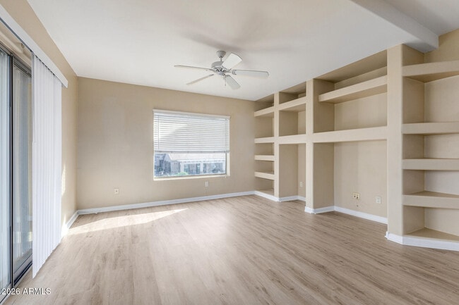 Photo - 14000 N 94th St