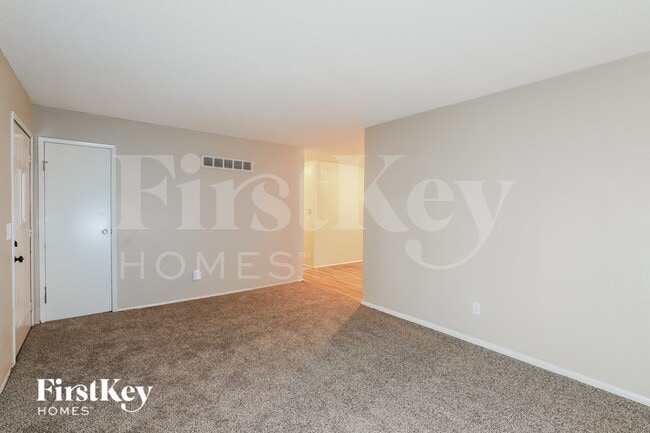 Photo - 5620 N Potter Ave