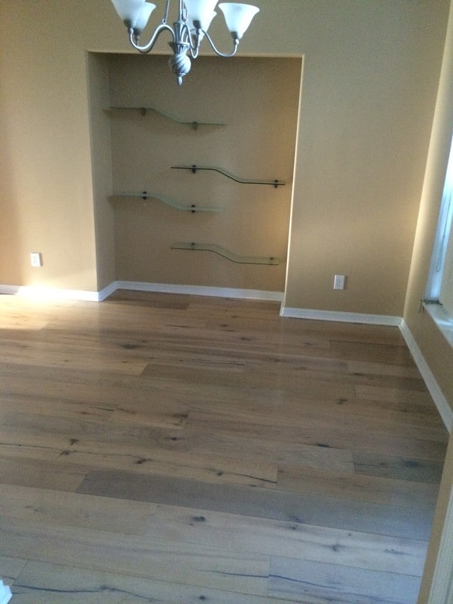 Spacious well designed room - 3615 Soft Breeze Cir