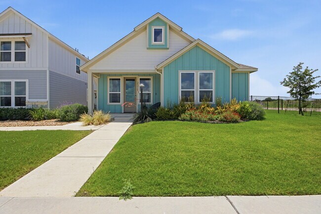 Photo - Townhome With Fenced Yard, Neighborhood Pickleball Court, Dog Park, Yard Maintenance Paid