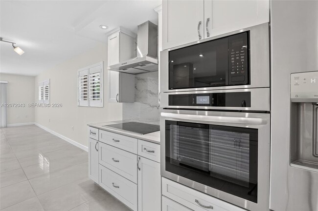 13800 SW 14th St Unit 114C
