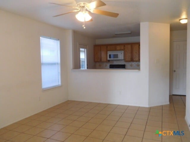 Photo - 933 Rosewood Dr