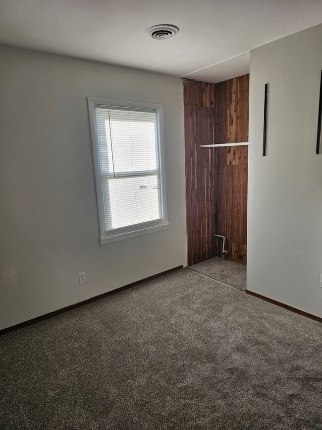 523 St Dorothy Dr
