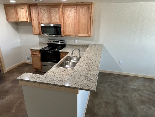 Photo - 407 S 4th Ave