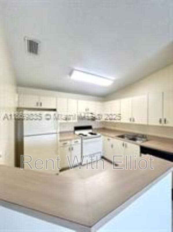 Photo - 3610 N 56th Ave