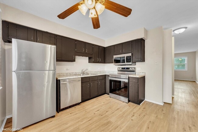 Photo - 4032 216th St