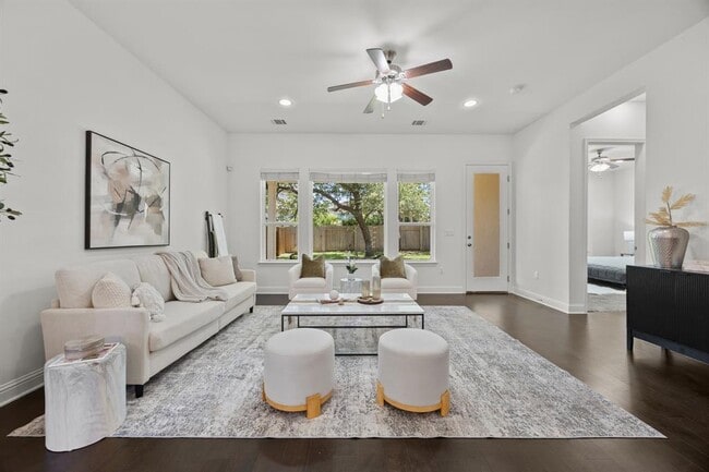 Photo - 5305 Mandevilla Dr