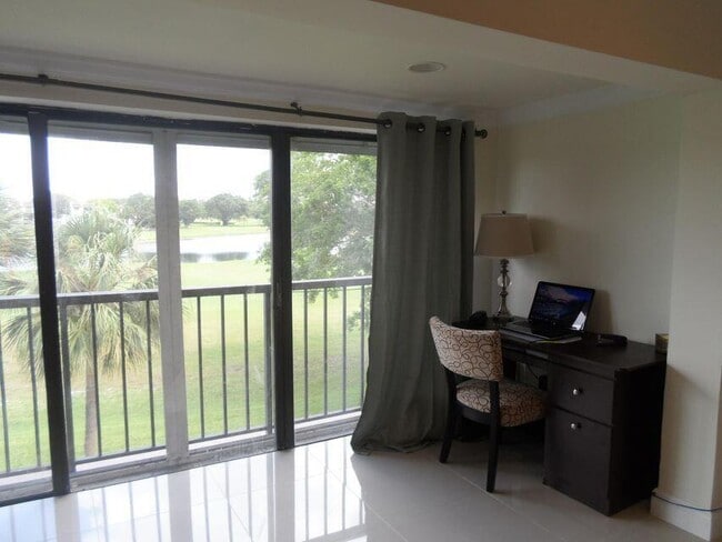 Photo - 4832 Esedra Ct Unit 305