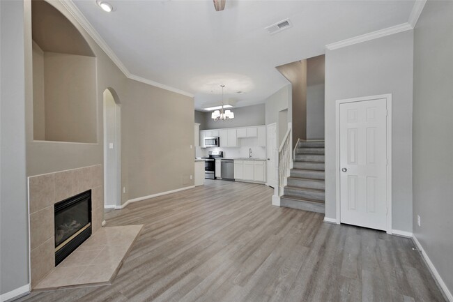 Building Photo - 2710 Grants Lake Blvd Unit S6