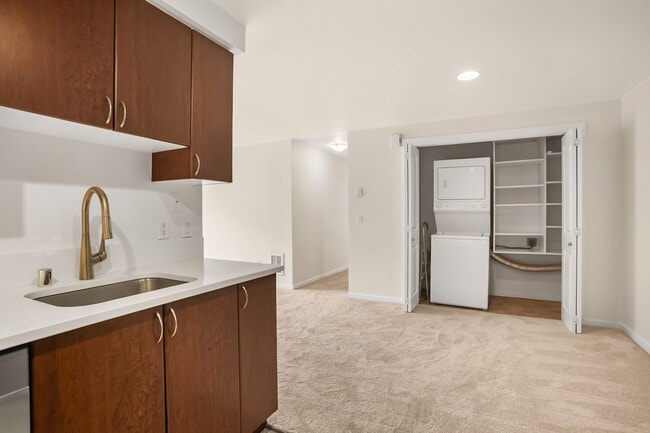 Photo - 221 9th St Unit C303