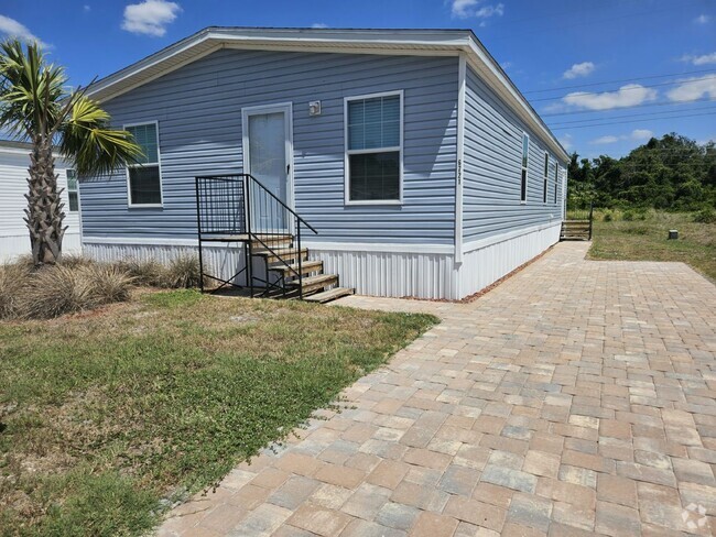 Building Photo - 6721 Hidden Oaks Dr Rental