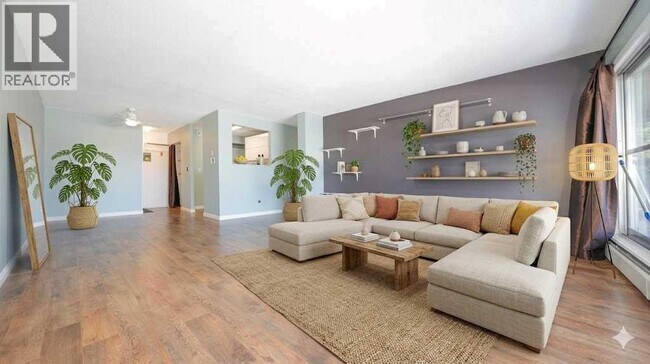 Photo - 231 Heritage Dr SE