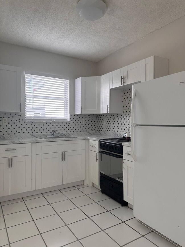 Kina Hialeah Apartments