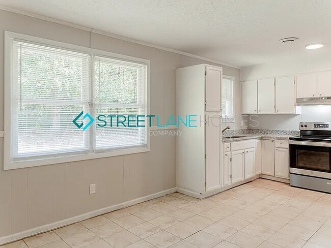 Photo - 2428 Amsterdam Dr