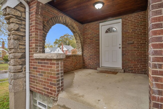 Photo - Bond Hill- Charming 3 bedroom 1 Bath