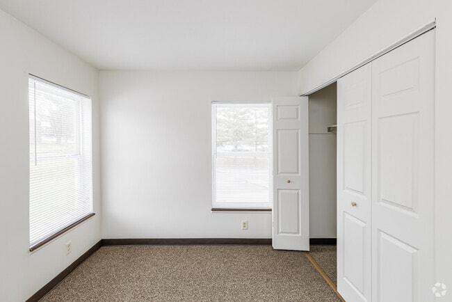 2BR,1BA-762SF