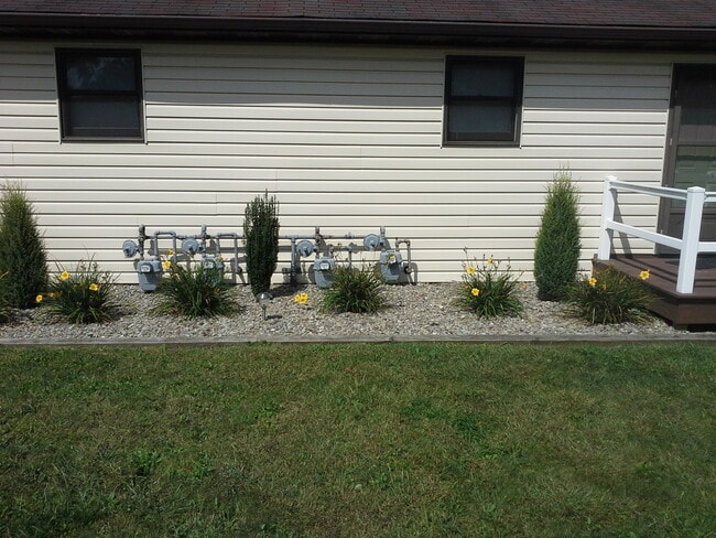 Building Photo - 119 Valley View Dr Unit 4 Rental