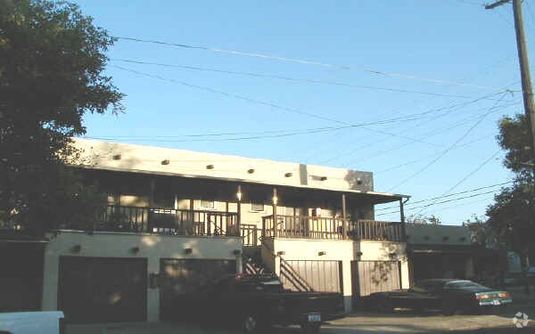 Photo - 509-515 C St