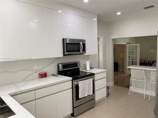 Photo - 790 SW 21st Rd