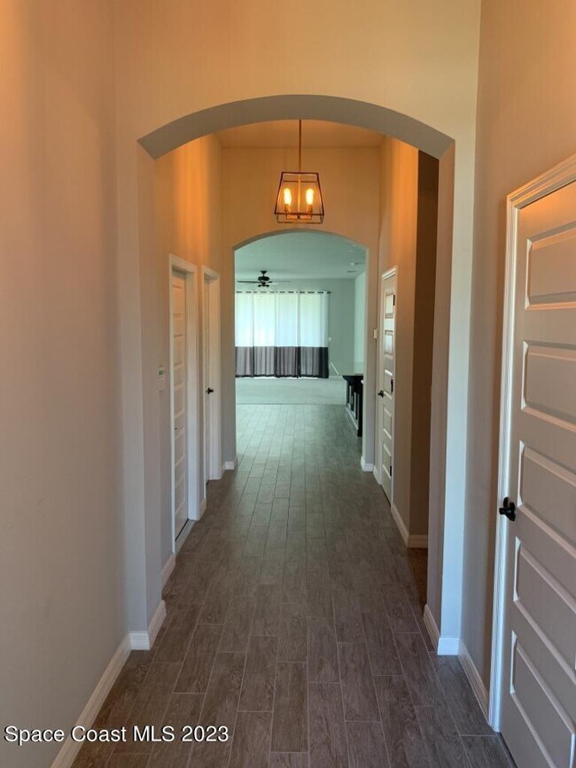 Photo - 2831 Casterton Dr