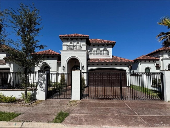 Building Photo - 4 Pecan Ave