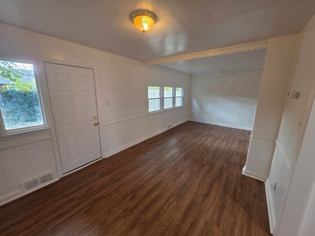 Photo - 4 S Cannon Dr