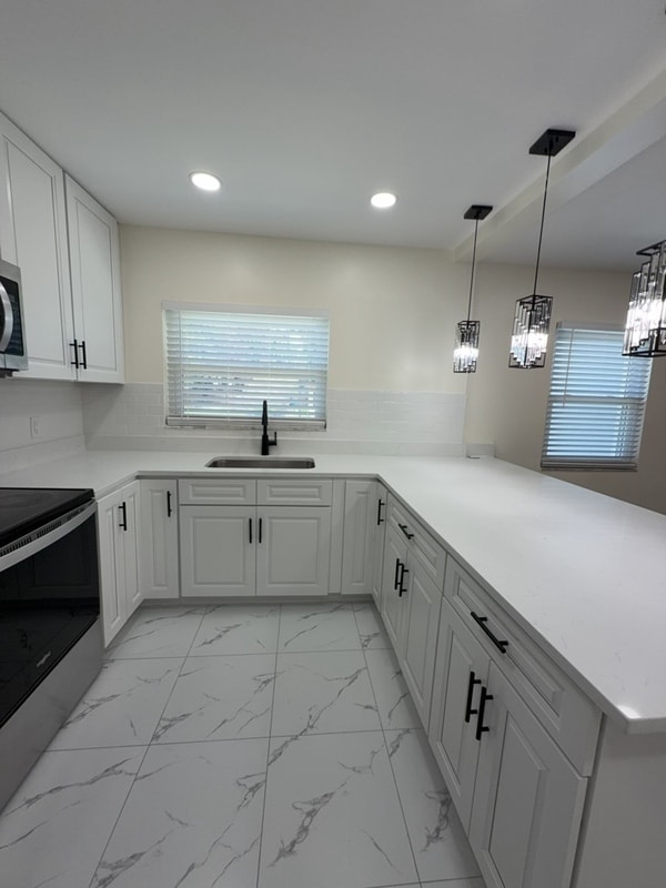 Photo - 270 W Pineloch Ave