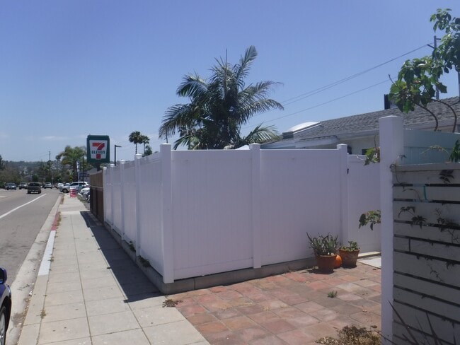 2255 Garnet Ave Unit 1