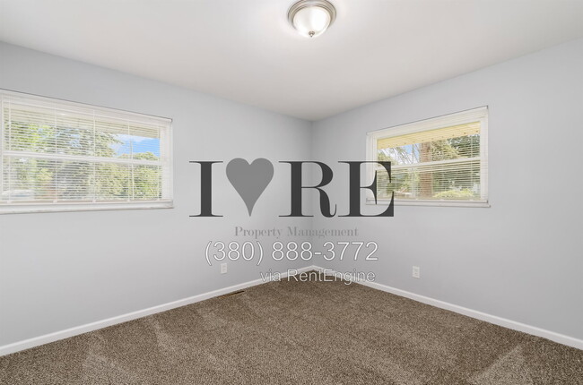 Photo - 1329 Elaine Rd