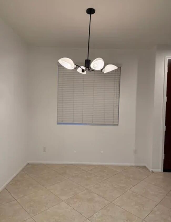 Dining area - 28063 Catherine Dr Unit Beautiful Condo