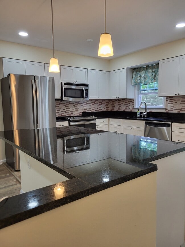 Photo - 11295 Edgemoor Ct