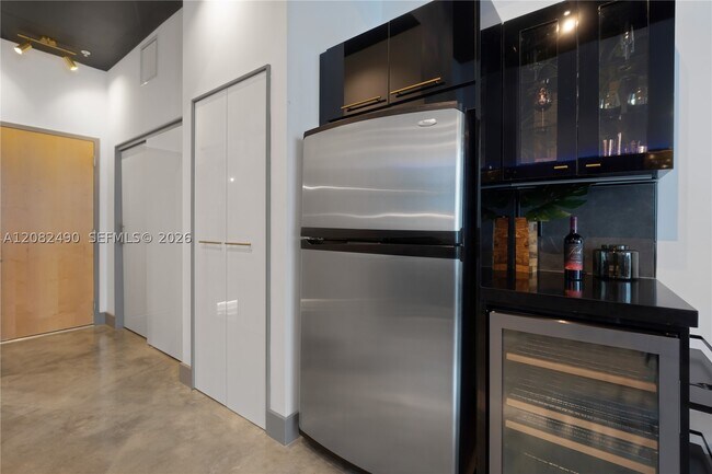 Photo - 253 NE 2nd St Unit 314
