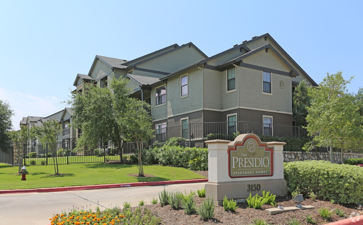 Presidio Apartment Homes Off Campus Housing Bryan Tx Presidio Apartment Homes