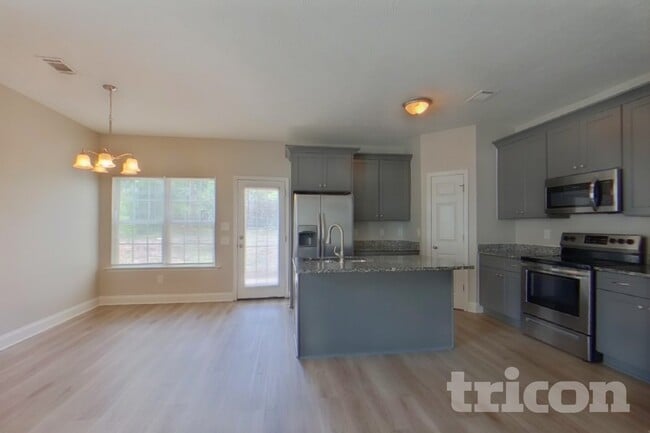 Photo - 110 Darian Dr