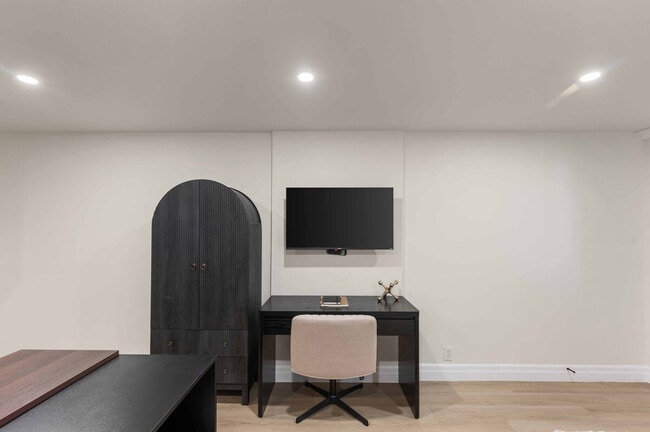 Photo - 7860 RR 20 Unit SI ID1497907P