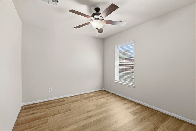 Photo - 18751 Majestic Vista Ln