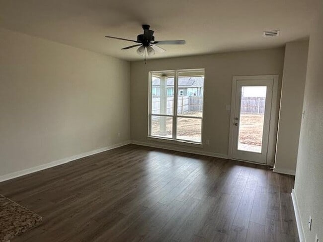 Photo - 6913 Sulphur Ct