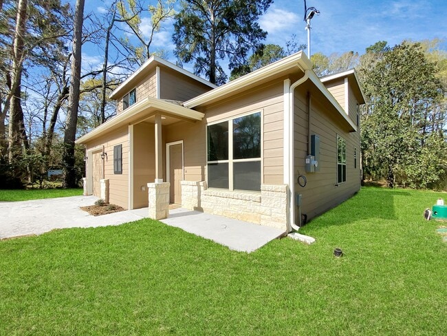 Photo - 1202 St Lawrence River Rd