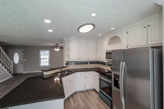 Photo - 700 Allen's Landing Dr SE