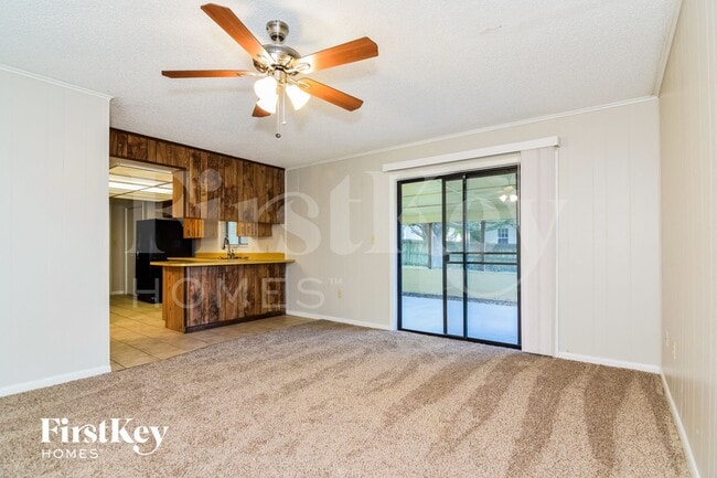 Photo - 5017 Kingswood Dr
